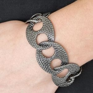 "Casual Connoisseur"-Gunmetal Link Bracelet